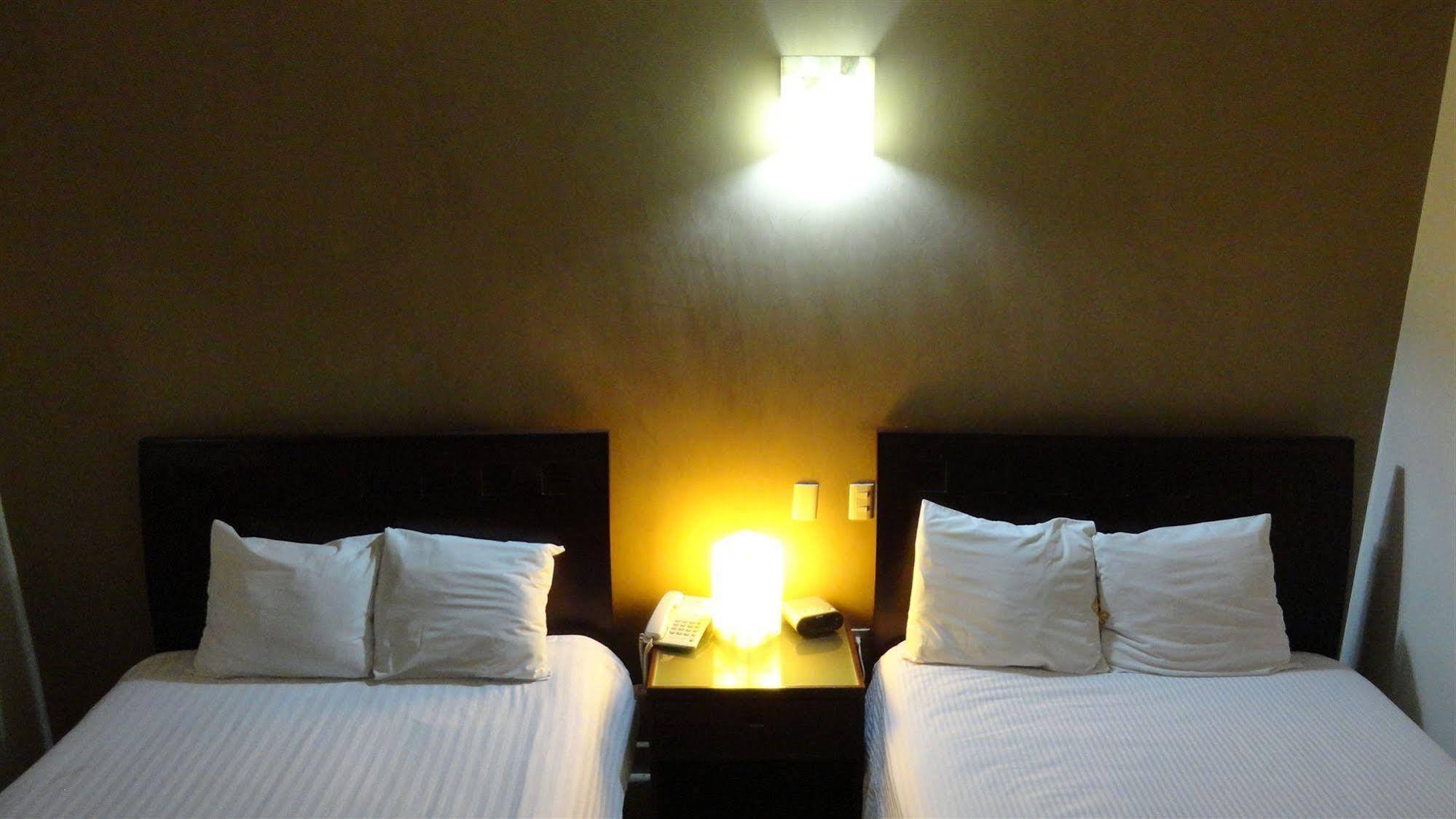 Casa De Las Flores Hotel Oaxaca Bagian luar foto